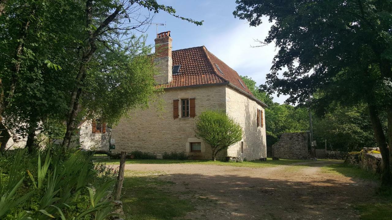 Gite De Souilhol Vila Issendolus Exterior foto
